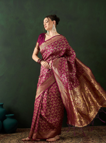 Burgundy Banarasi Art Silk Saree with Metallic Zari Woven Border - Image 2