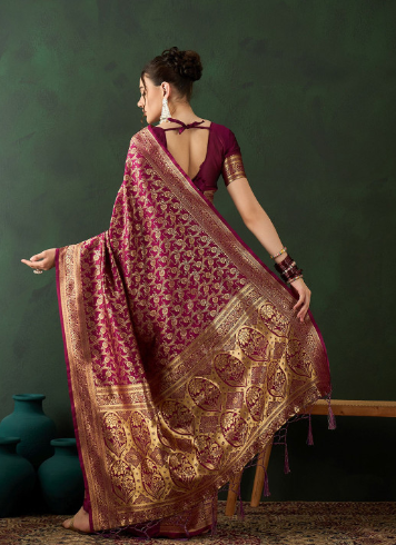 Burgundy Banarasi Art Silk Saree with Metallic Zari Woven Border - Image 4